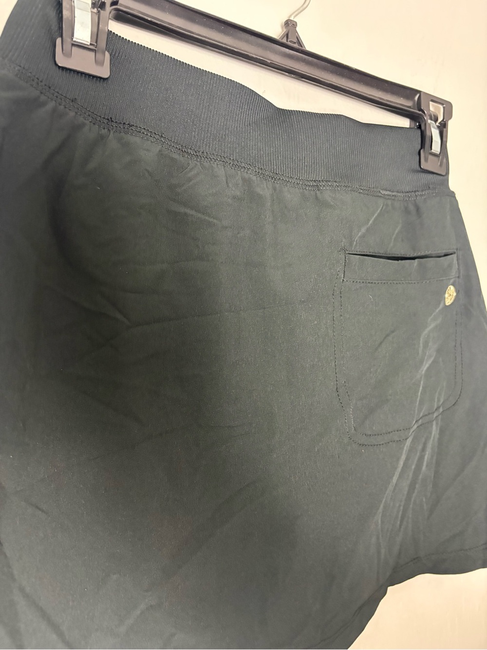 Lilly Pulitzer Black Active Mini Skirt with Zip Accents - Picture 8 of 10